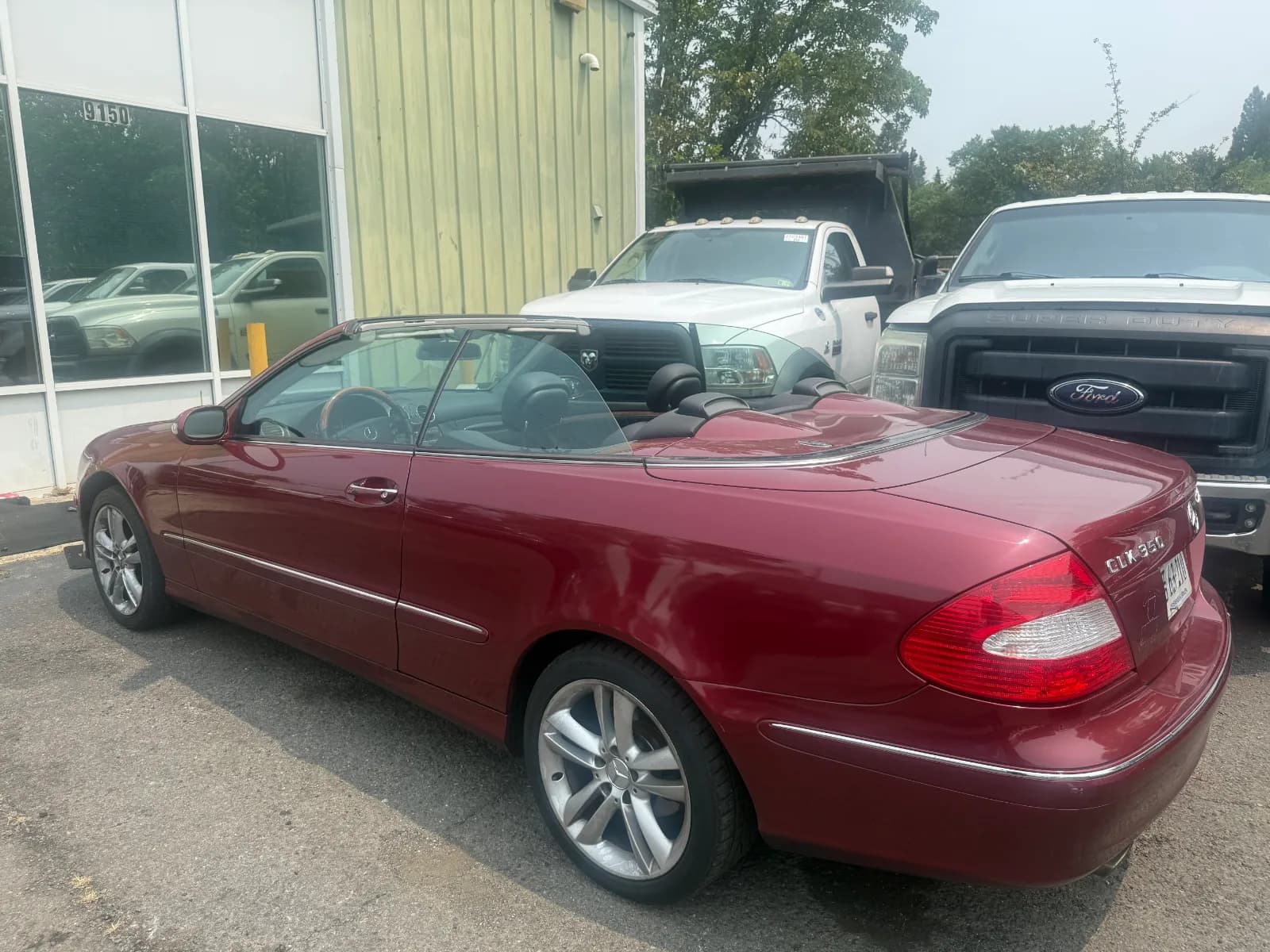 2006 Mercedes-Benz CLK 350 Cabriolet in Red — photo 4 of 8
