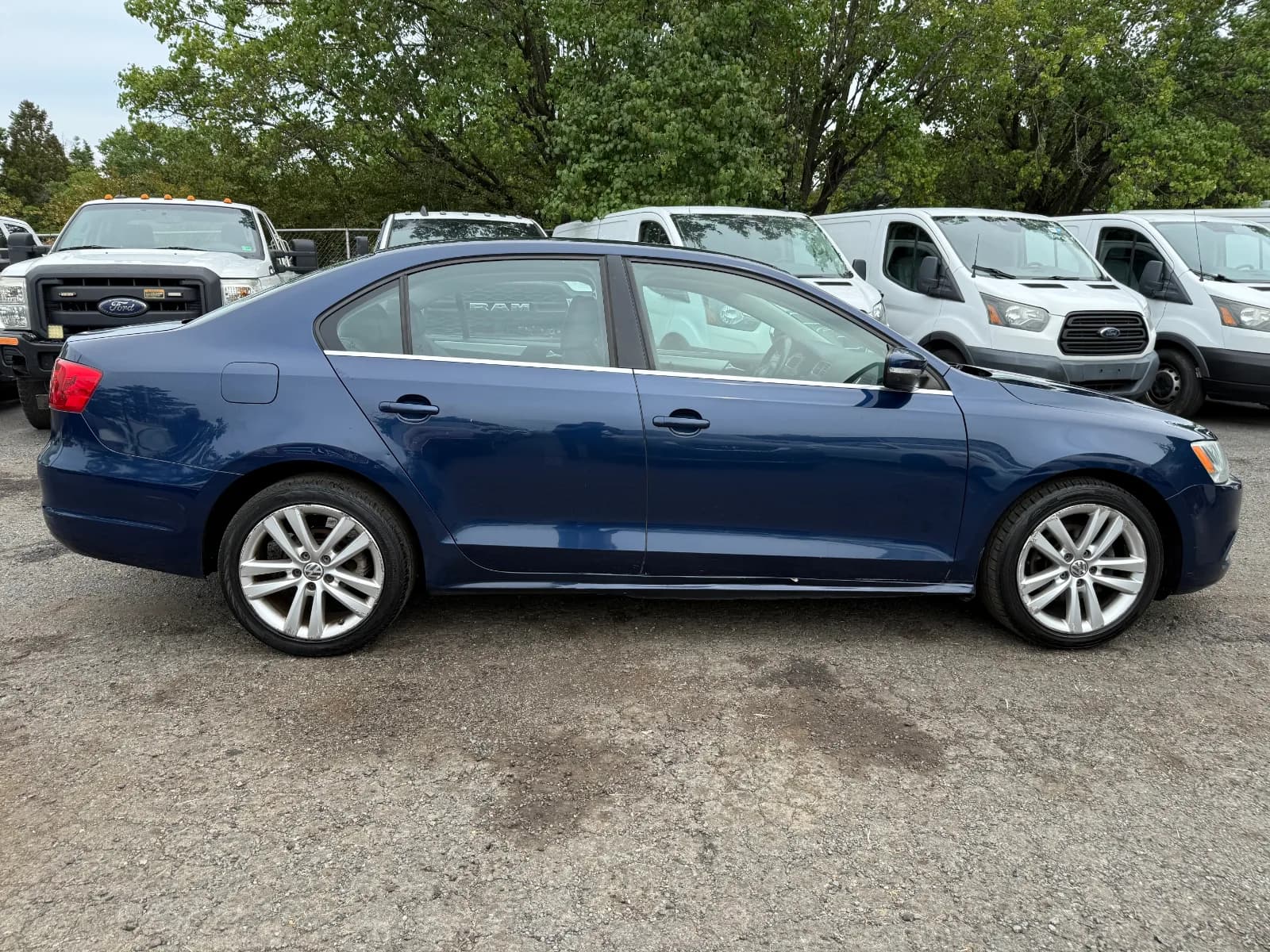 2013 Volkswagen Jetta Comfortline, Sportline in Blue, photo 6 of 16