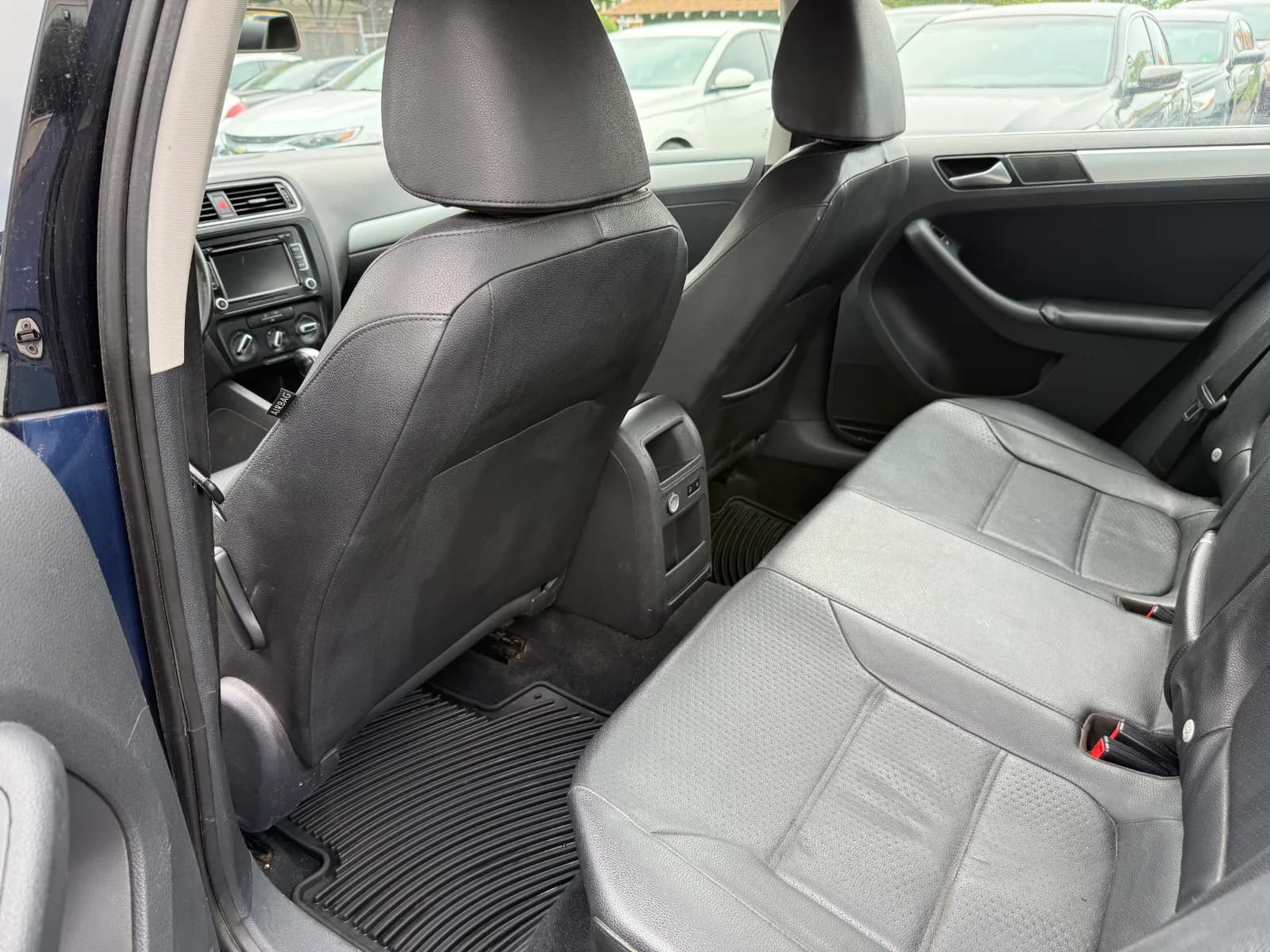 2013 Volkswagen Jetta Comfortline, Sportline in Blue, photo 10 of 16
