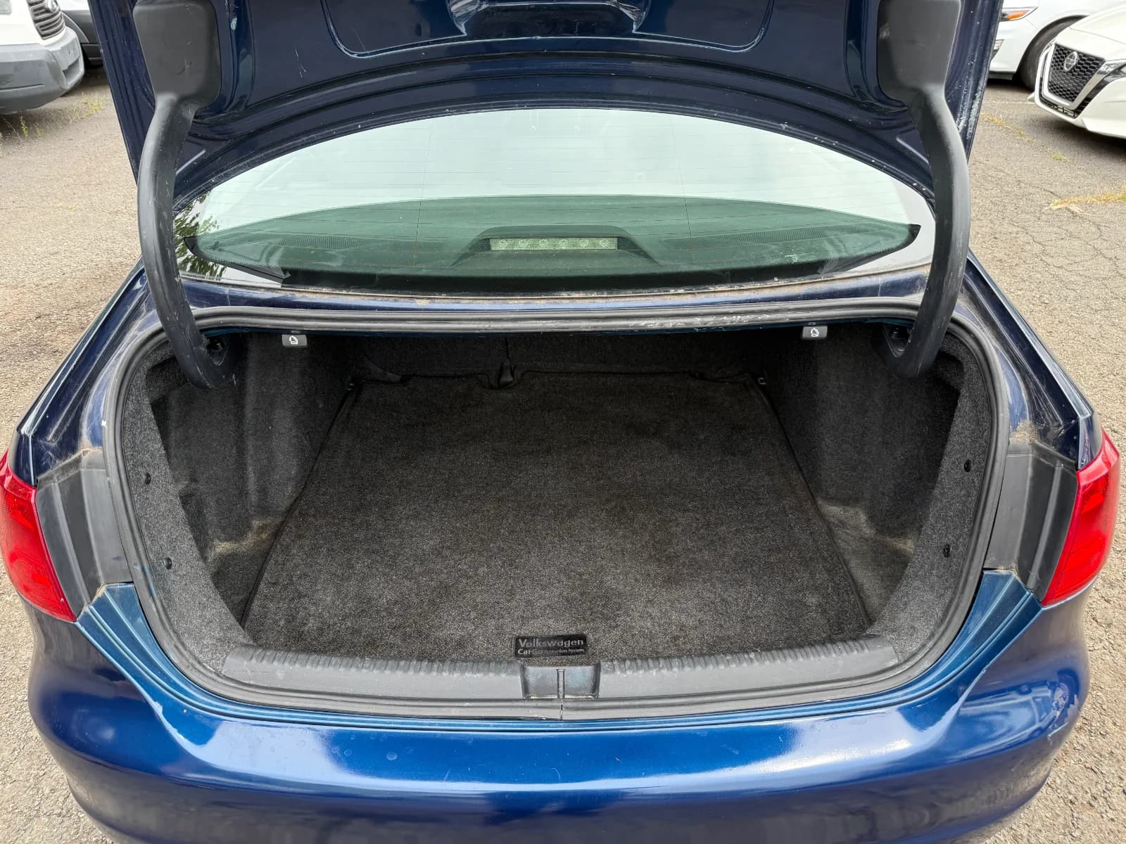 2013 Volkswagen Jetta Comfortline, Sportline in Blue, photo 11 of 16