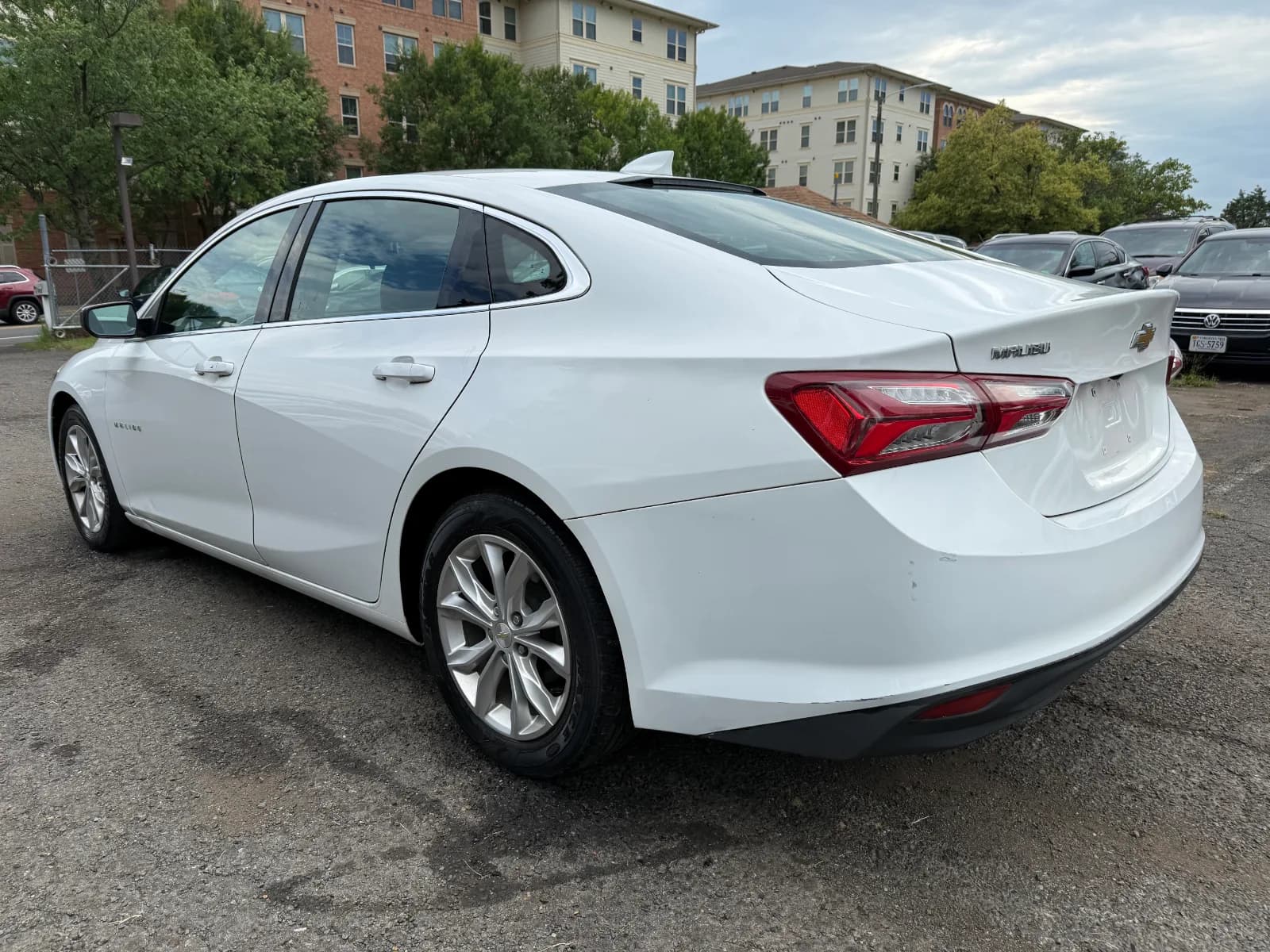 2020 Chevrolet Malibu LT (1LT) in White, photo 3 of 16